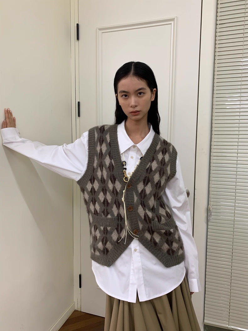 Offset Wave Button-Up Shirt