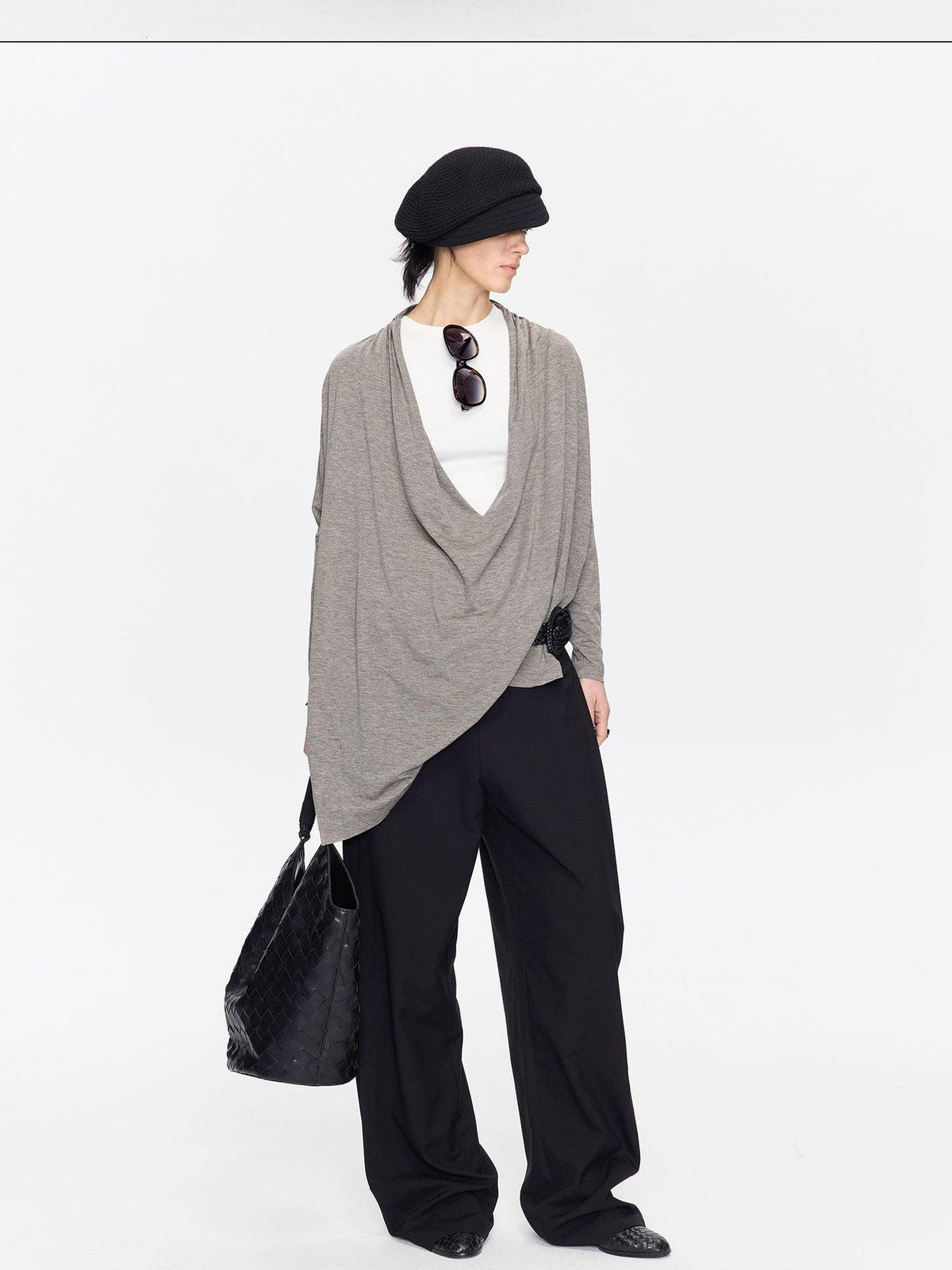 Black Minimal Pleated Tapered Relaxed Women's Polyester Blend Tailored Pants