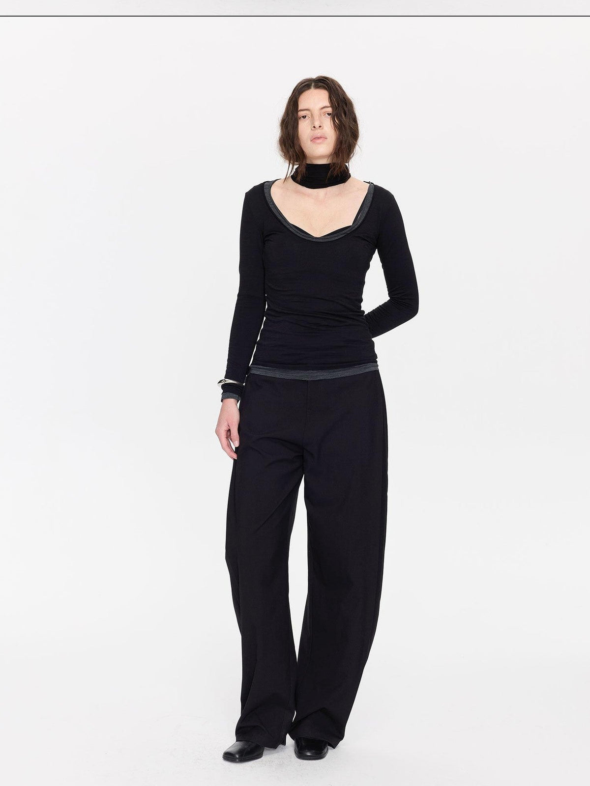 Black Minimal Pleated Tapered Relaxed Women's Polyester Blend Tailored Pants