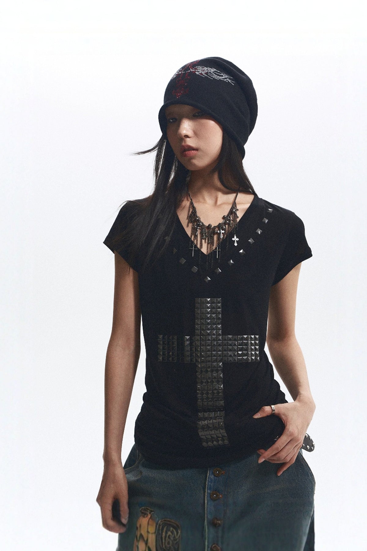 Loose Fit Cross Rhinestone Rivet V-neck Women's Lyocell Short Sleeve T-shirts