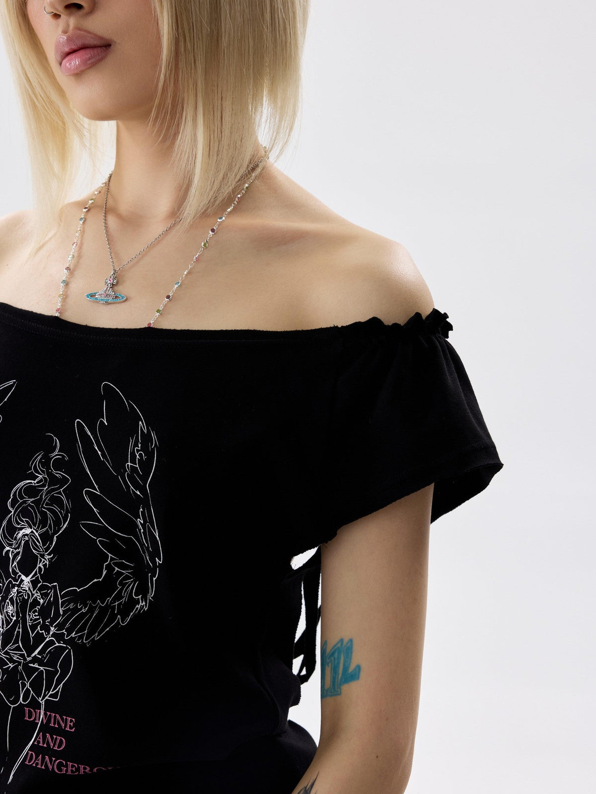 Ruched Rhinestone Wing Cutout One Shoulder Women's Cotton Short Sleeve T-shirts