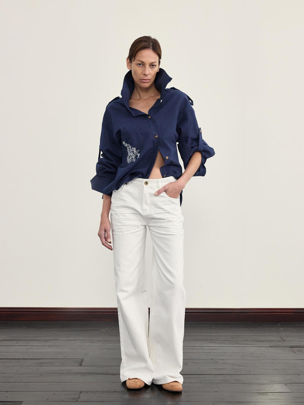 Elegant Casual White Textured Pleated Straight Jeans