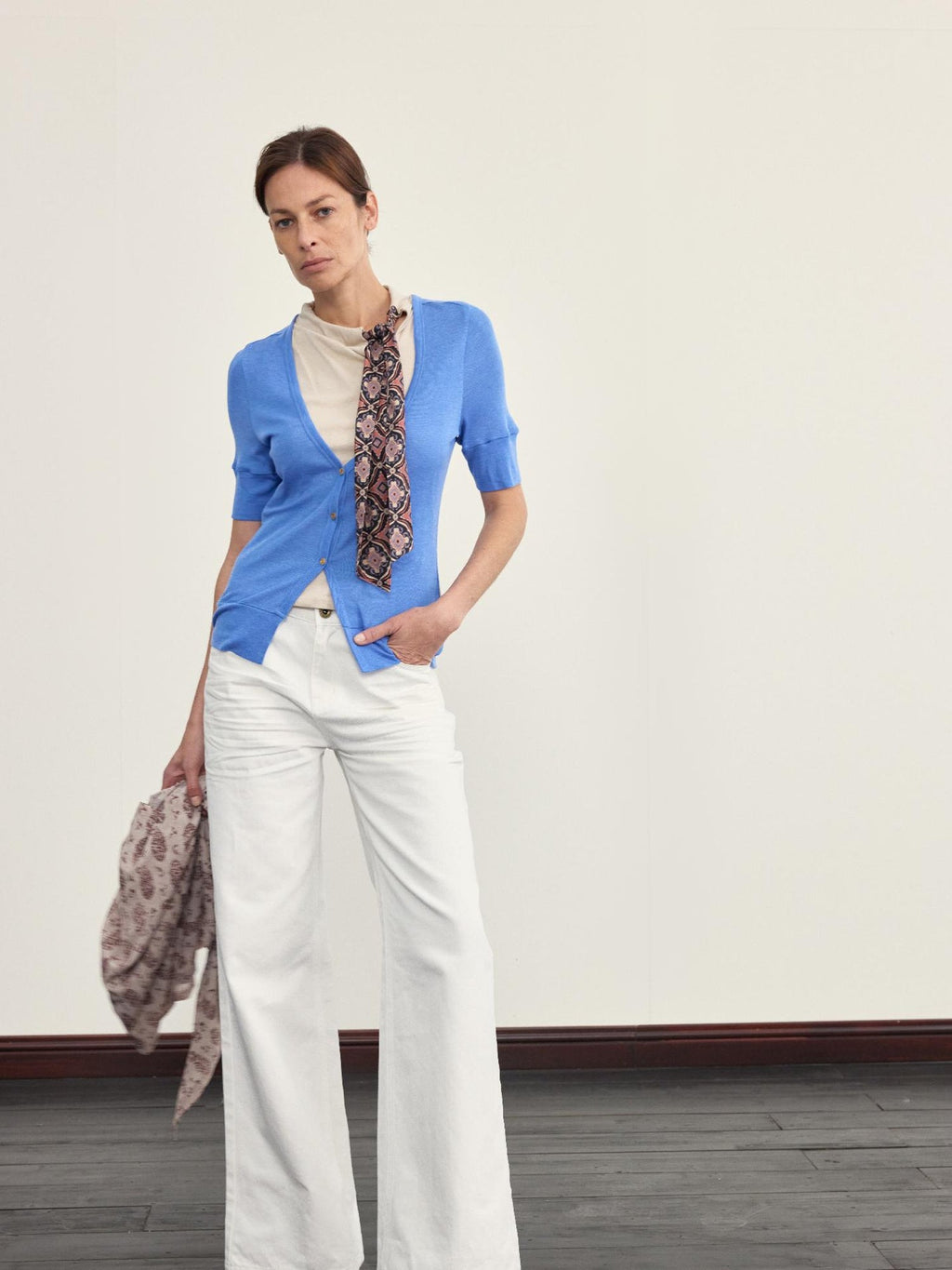 Elegant Casual White Textured Pleated Straight Jeans