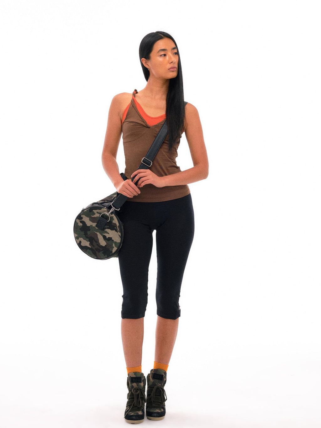 Lyocell Yoga Shorts With Adjustable Hem And Shell Buttons