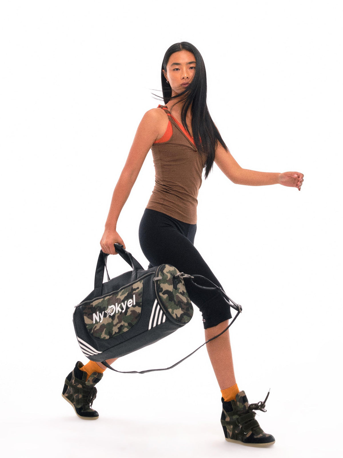 Lyocell Yoga Shorts With Adjustable Hem And Shell Buttons