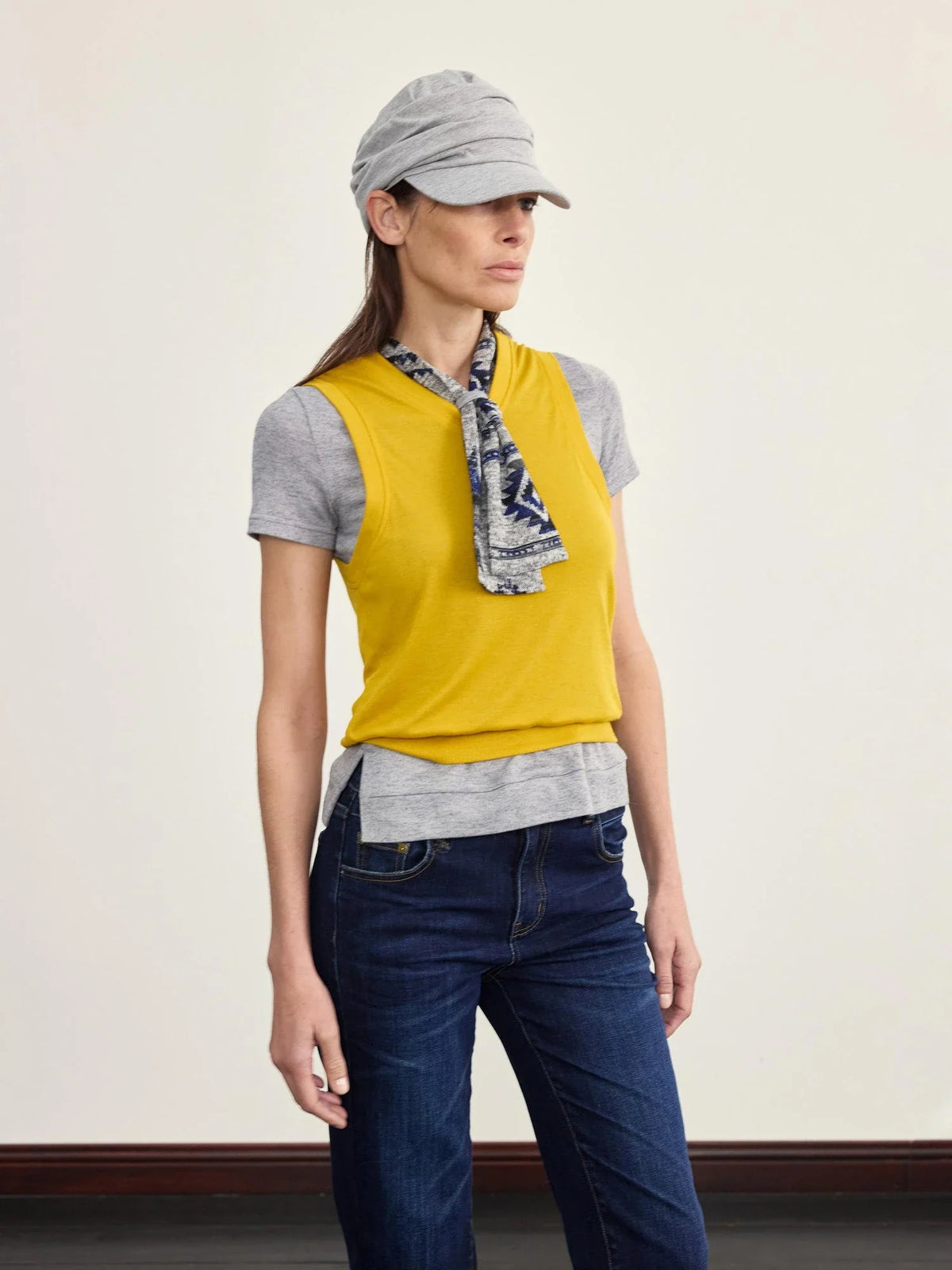 Retro Geometric Jacquard Tie Front Knit Tee