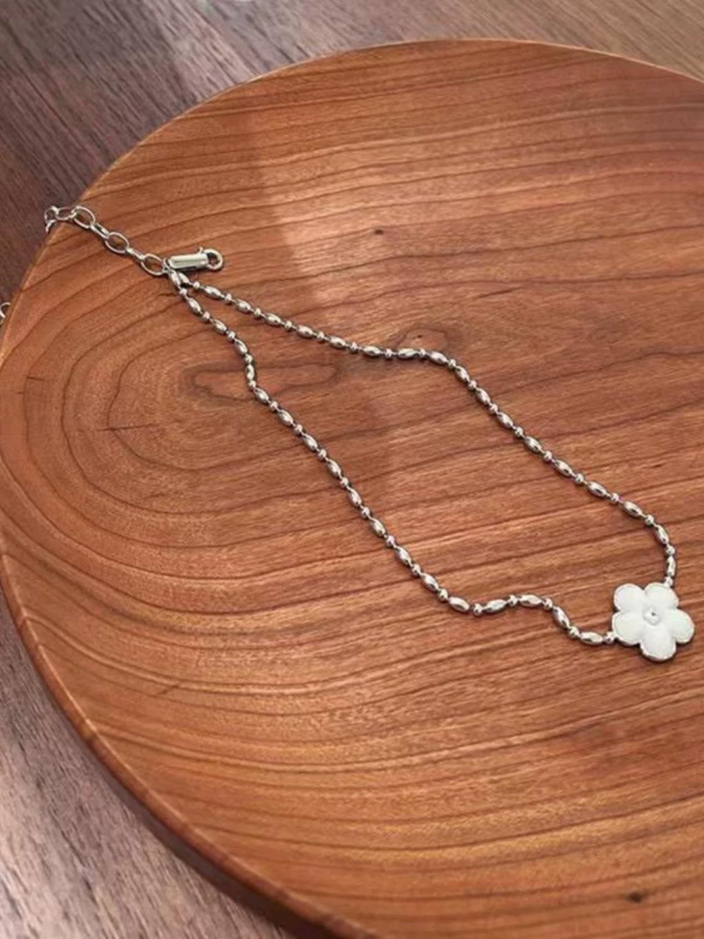 DELICATE PEARL DRIP GLAZE NECKLACE