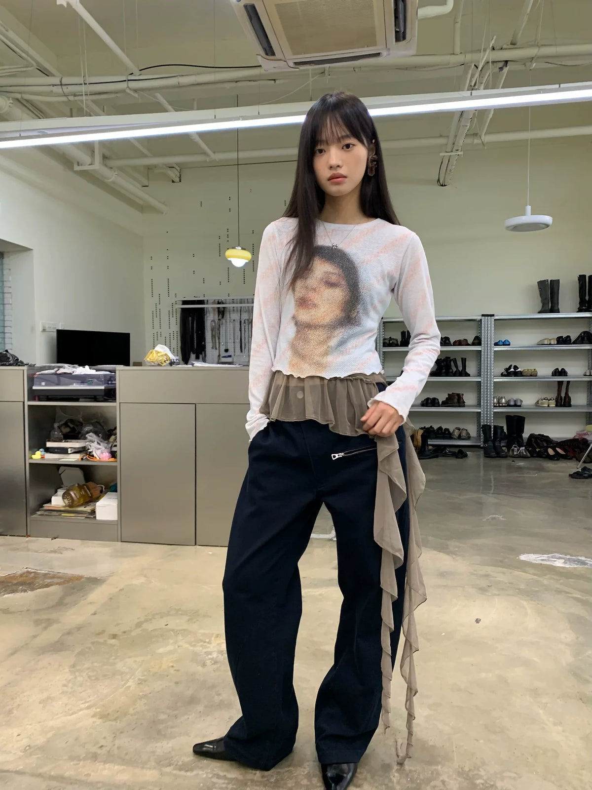 Veil Portrait Lettuce Hem Long-Sleeve