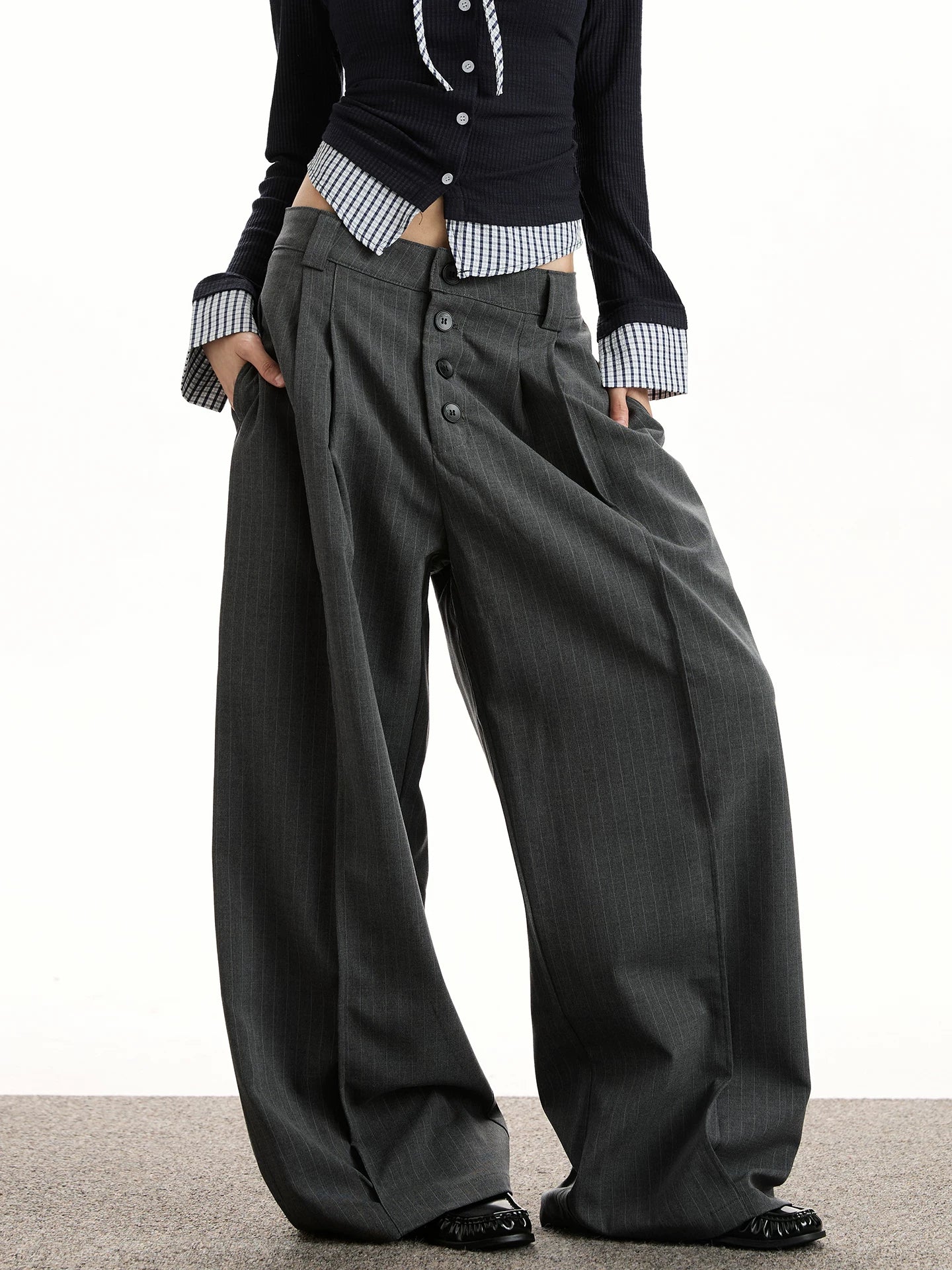 RETRO STRIPED BUTTONED PANTS