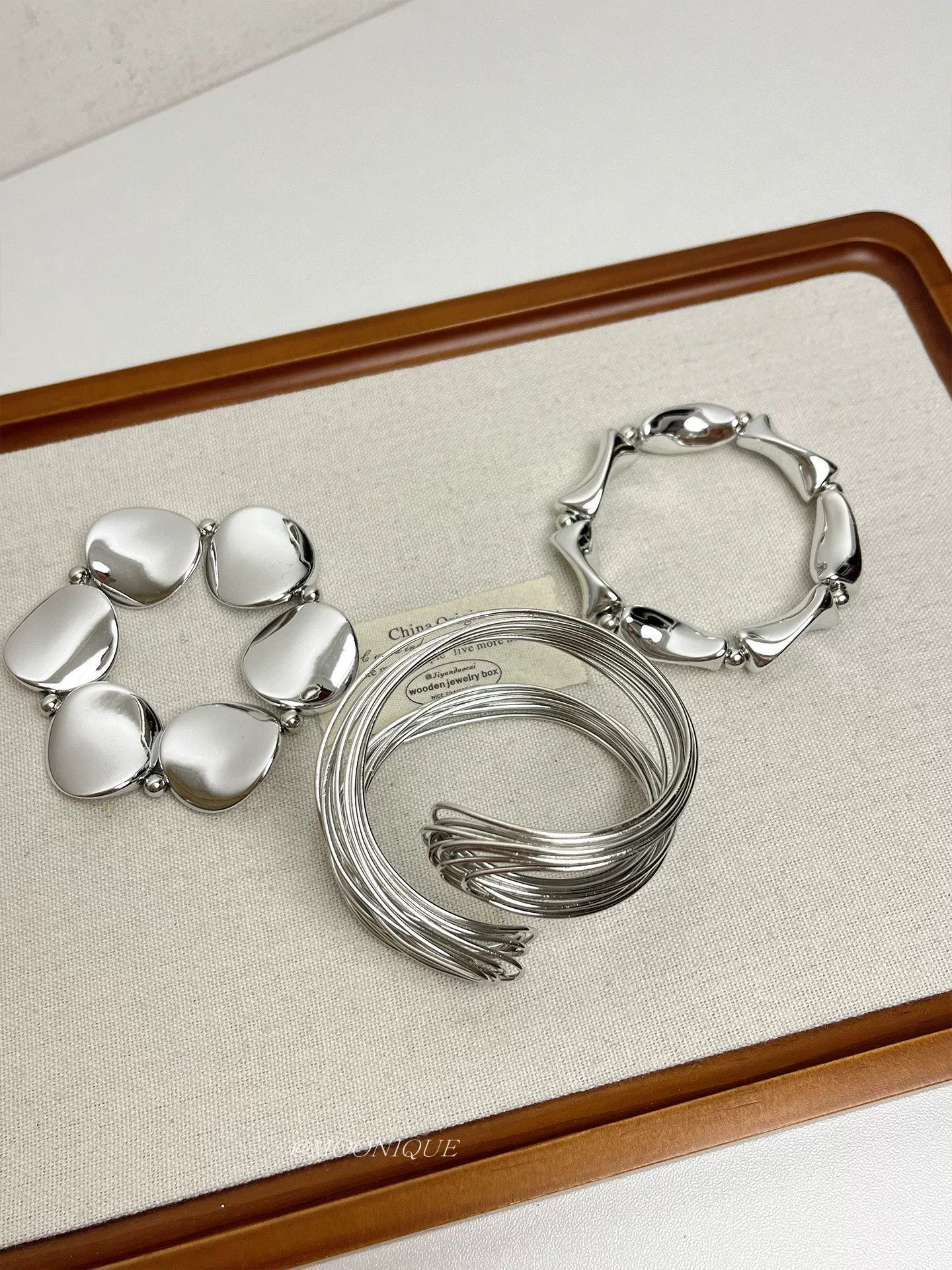 RETRO METAL BRACELET