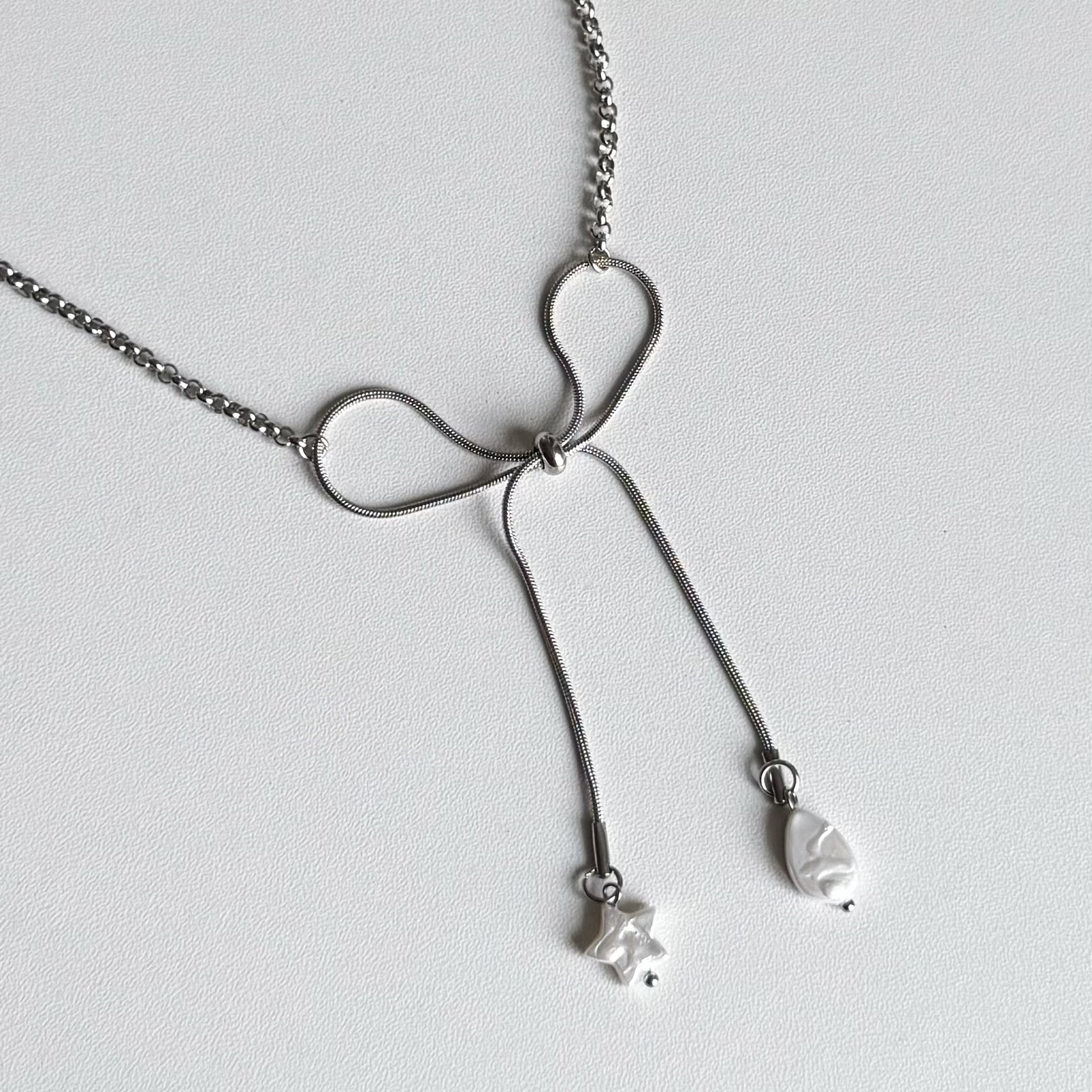 RETRO SNAKE BONE NECKLACE