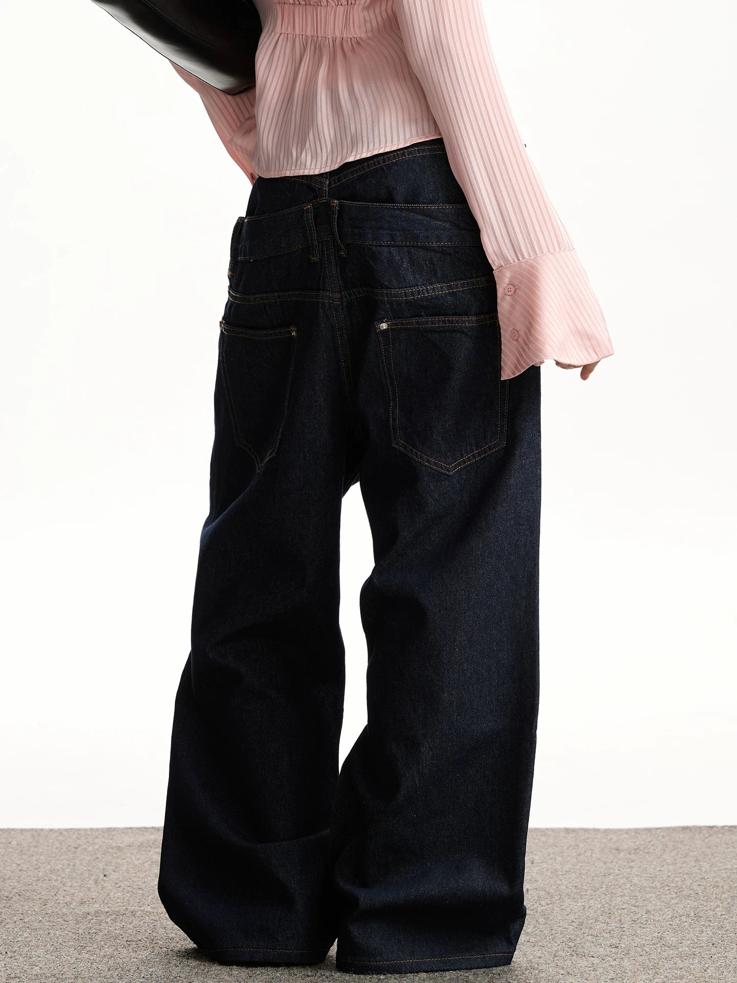 RETRO RIVET STRAIGHT JEANS
