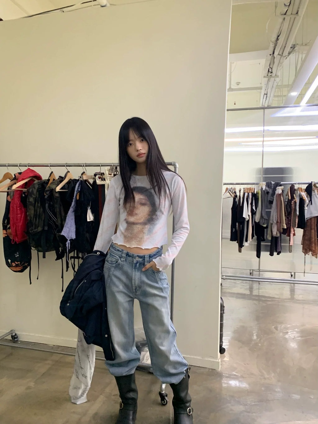Veil Portrait Lettuce Hem Long-Sleeve