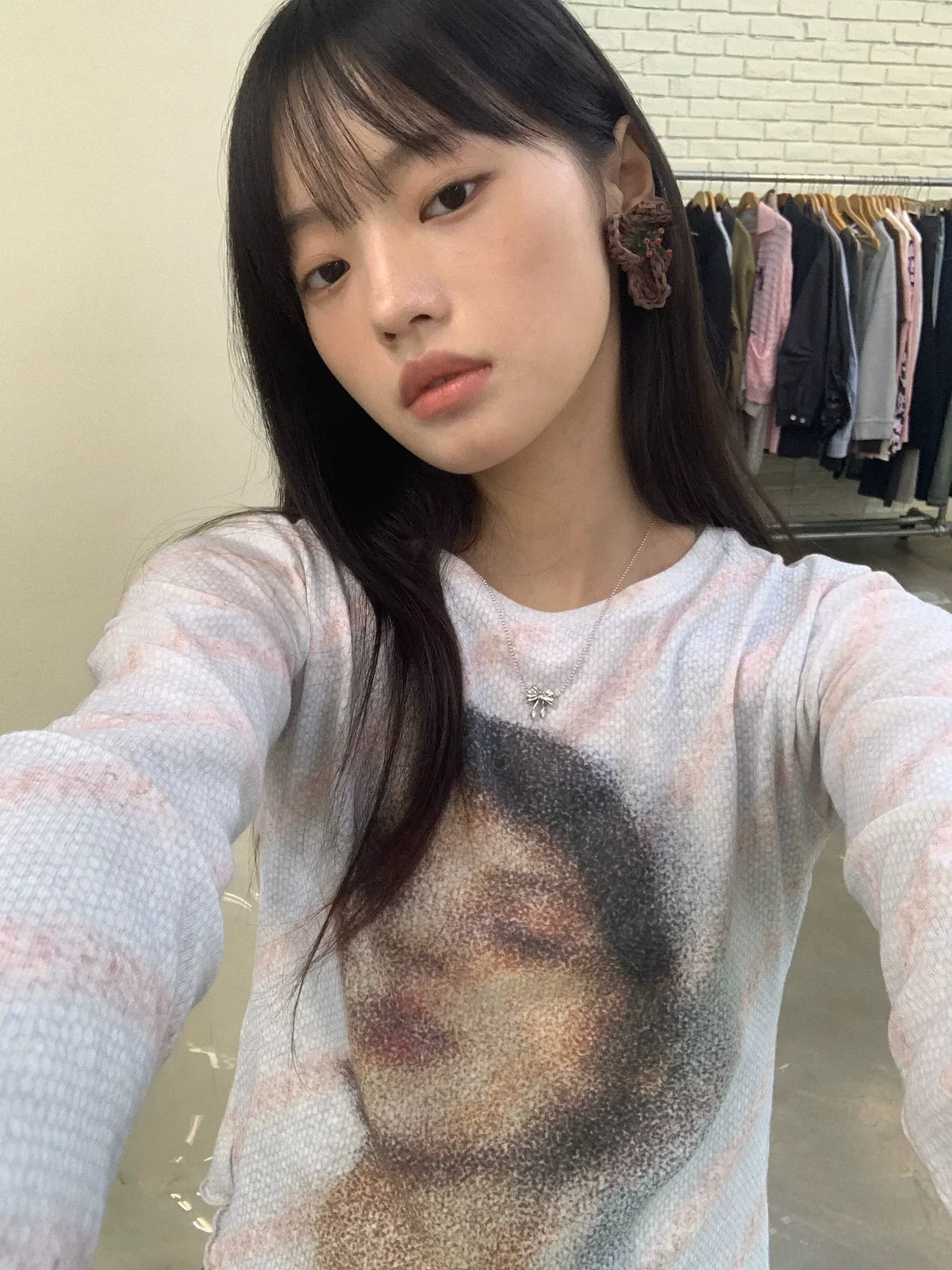 Veil Portrait Lettuce Hem Long-Sleeve