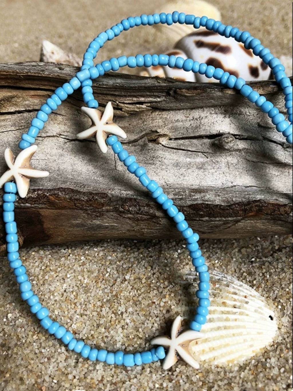 VINTAGE BEADED NECKLACE