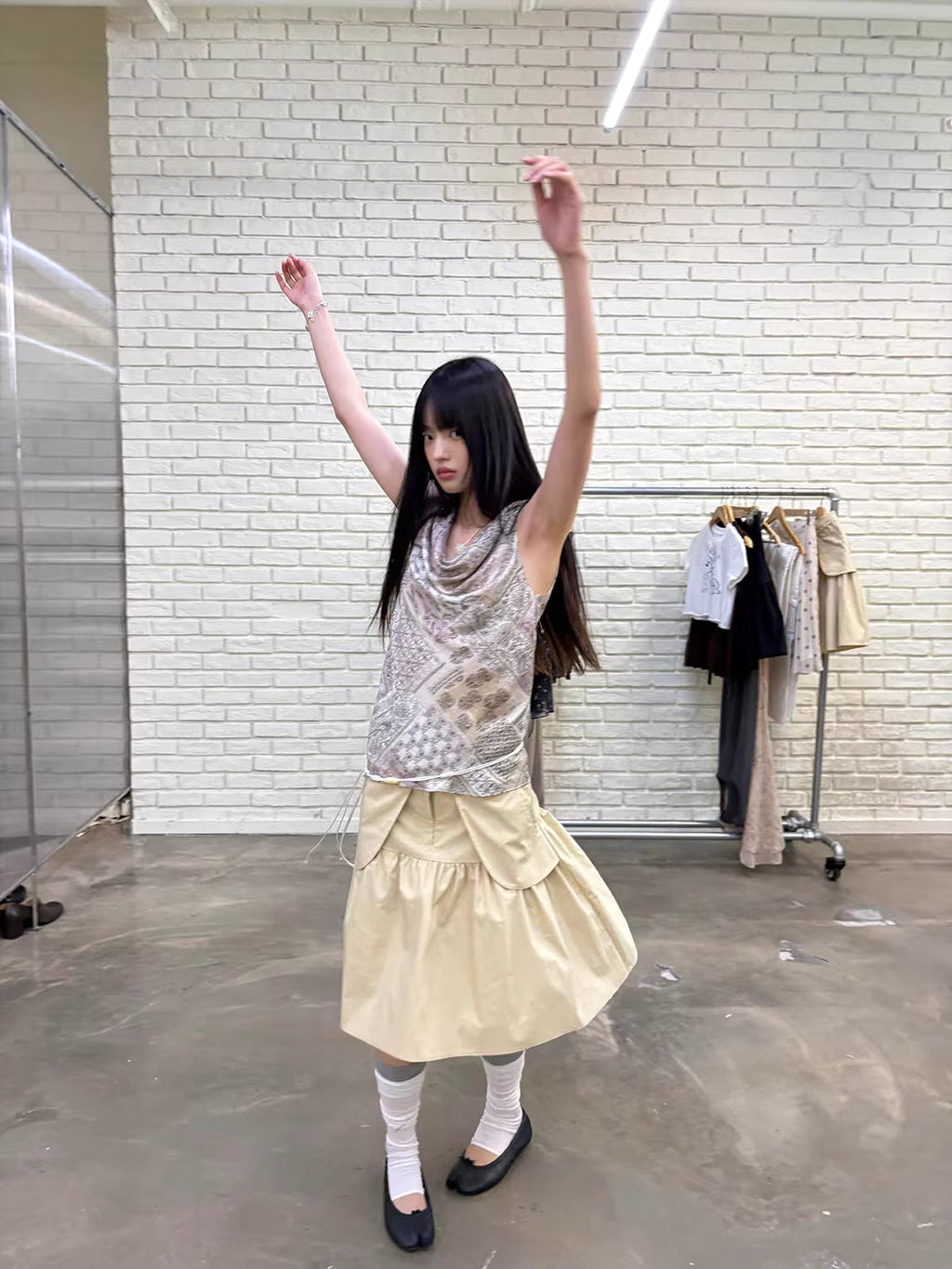 Antwerp Six Vector Foldline Skirt in Champagne Beige or Black Ink