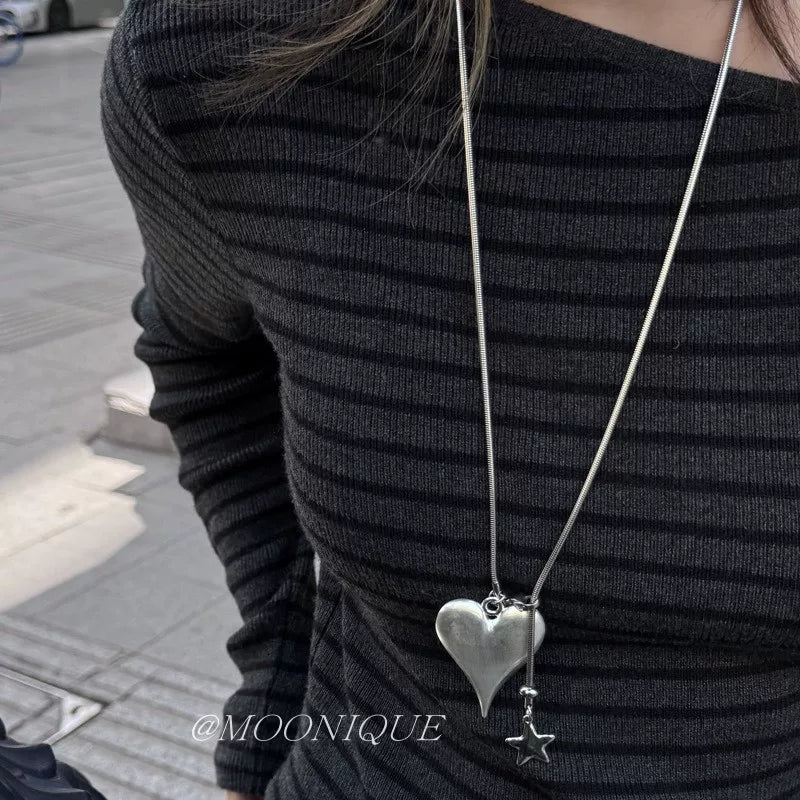 VINTAGE HEART PENDANT SWEATER CHAIN