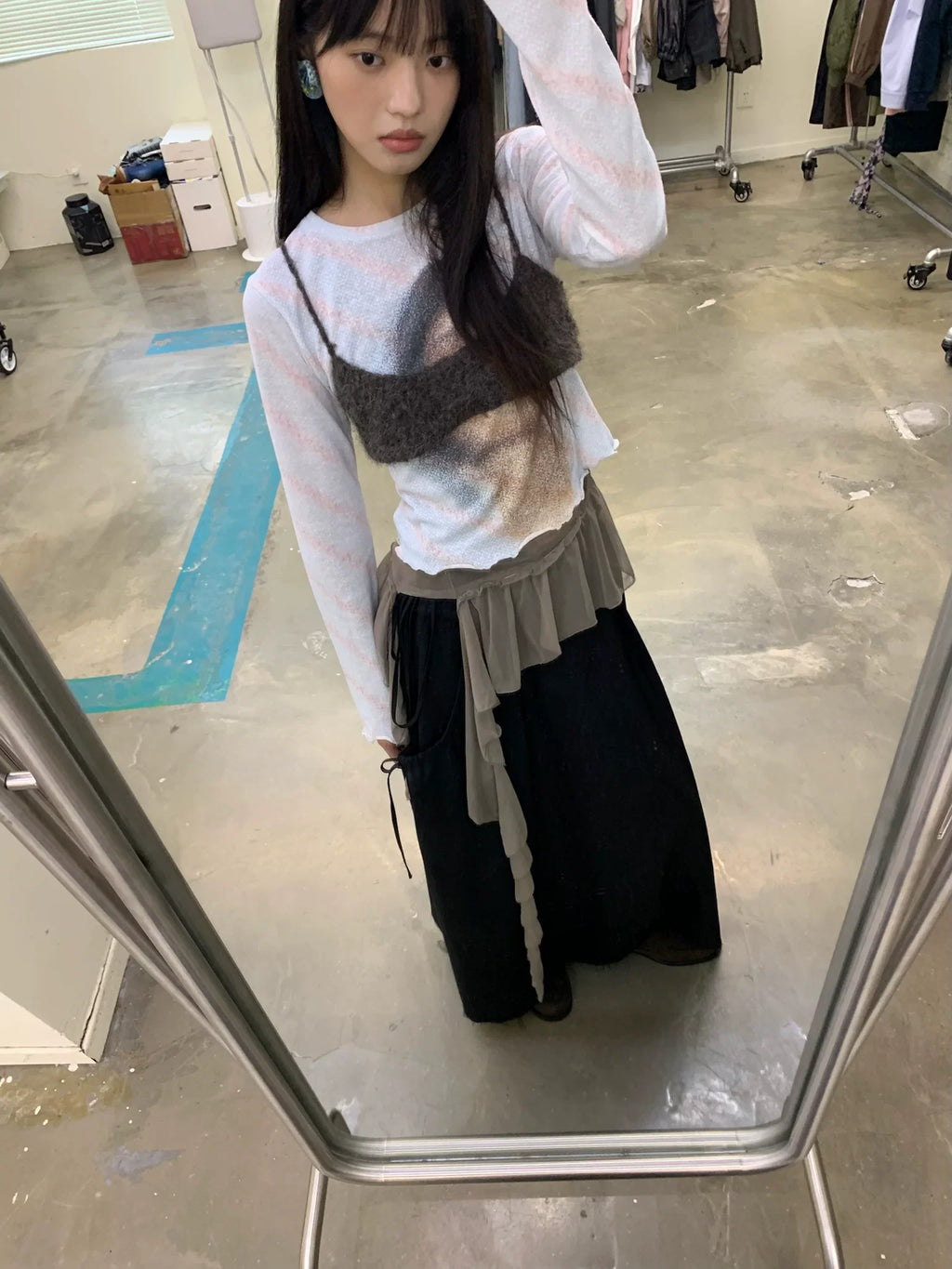 Veil Portrait Lettuce Hem Long-Sleeve