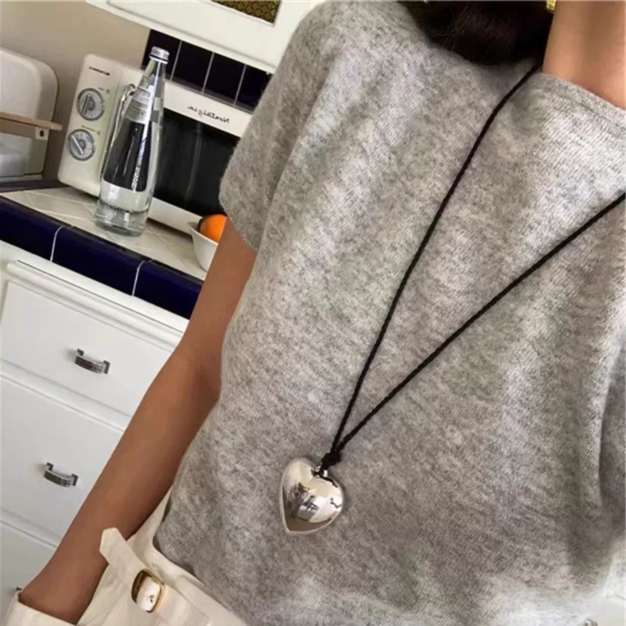 VINTAGE HEART PENDANT SWEATER CHAIN