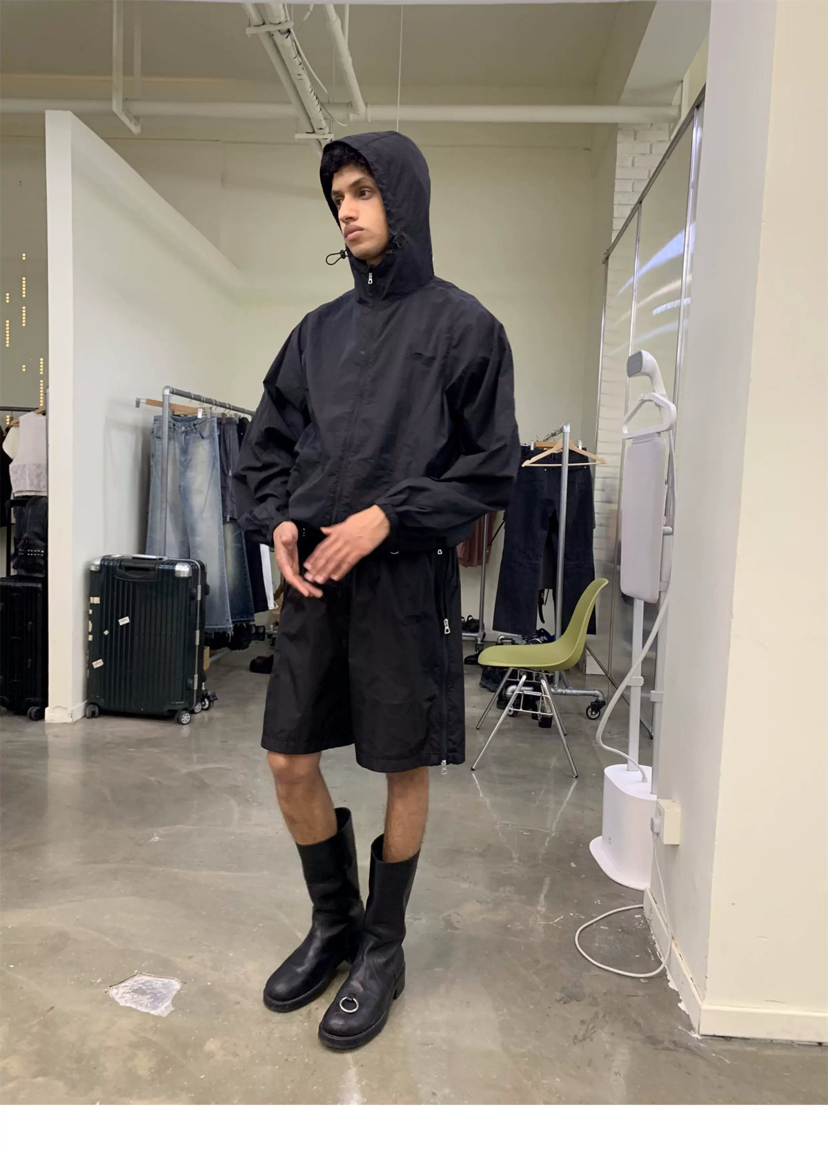 Switch Zip Shorts