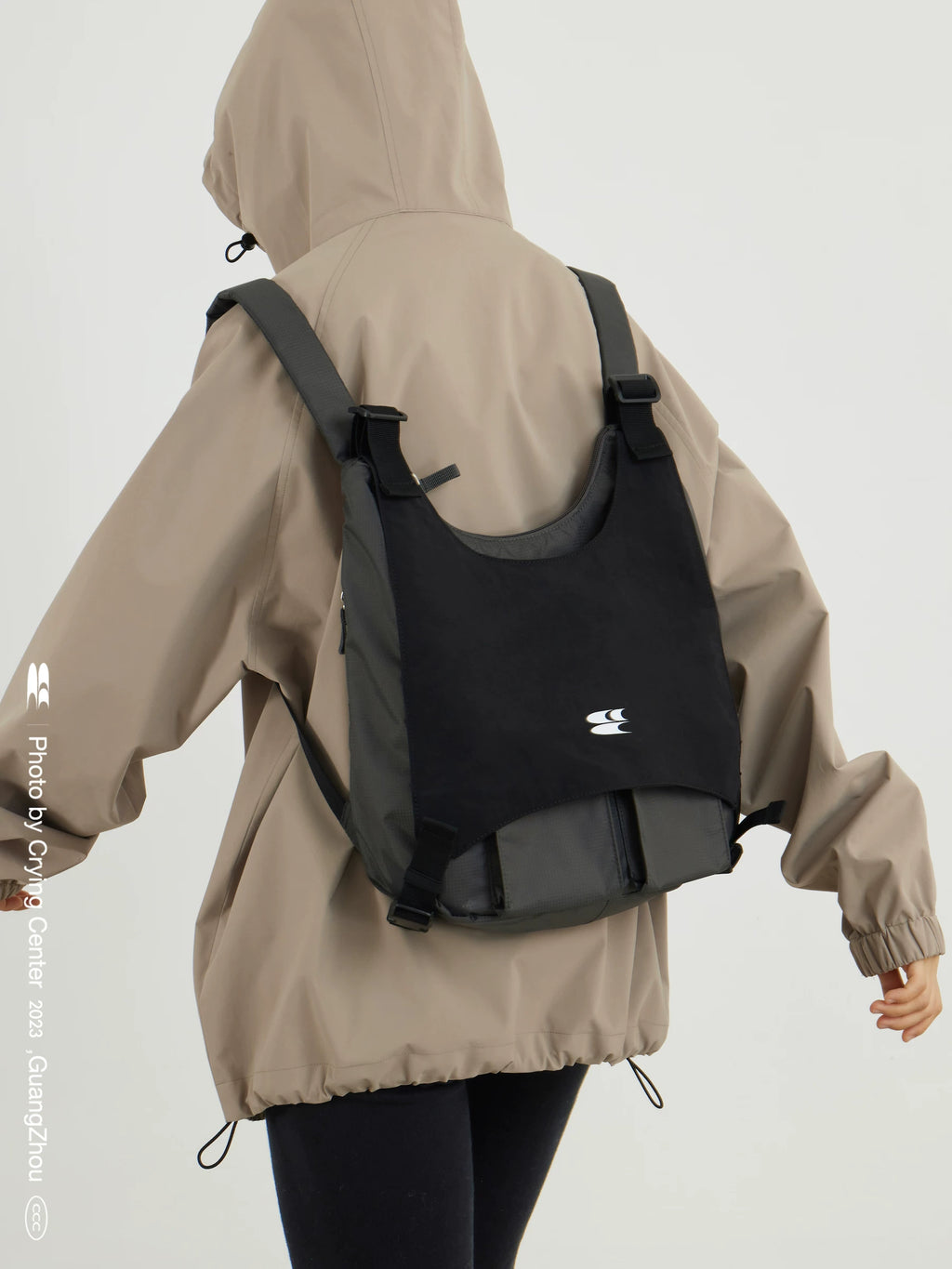 FUNCTIONAL OUTDOOR CROSSBODY VEST BAG