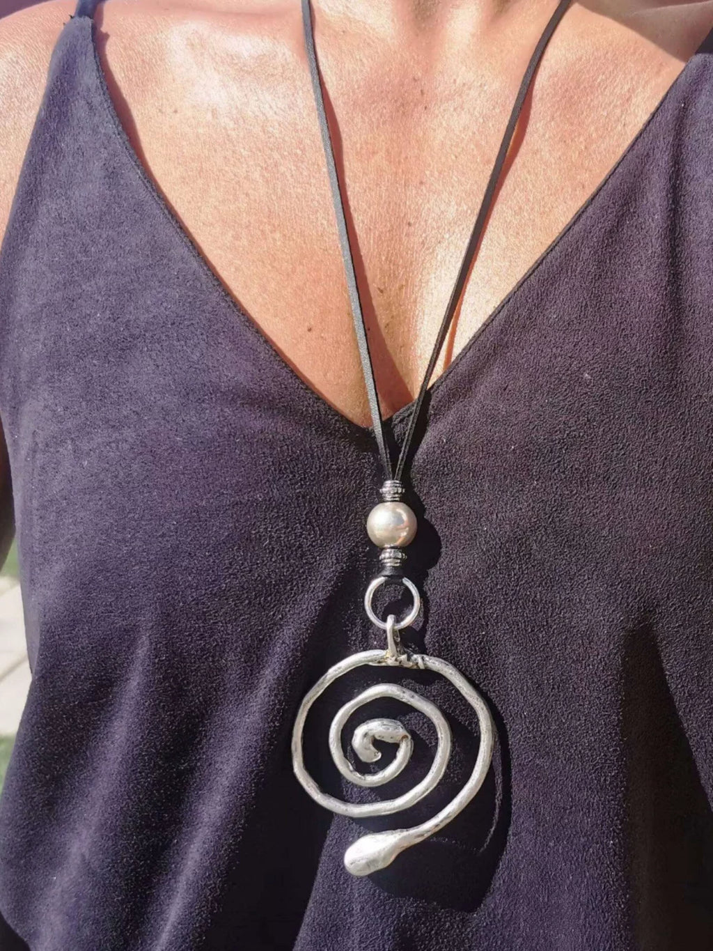 BOHEMIAN CIRCLE SWIRL NECKLACE