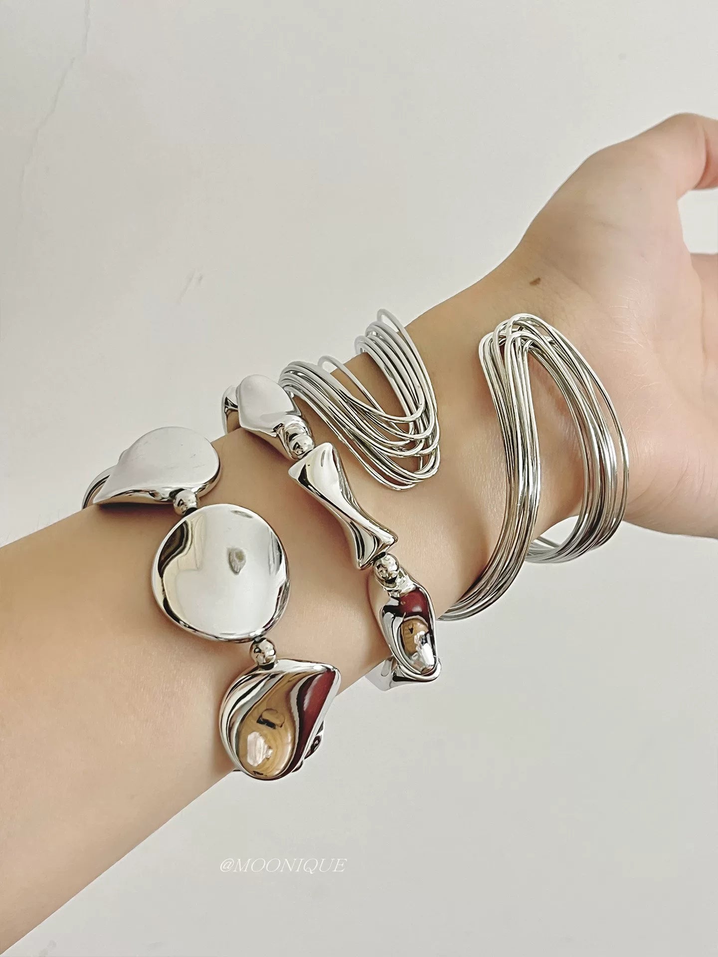 RETRO METAL BRACELET
