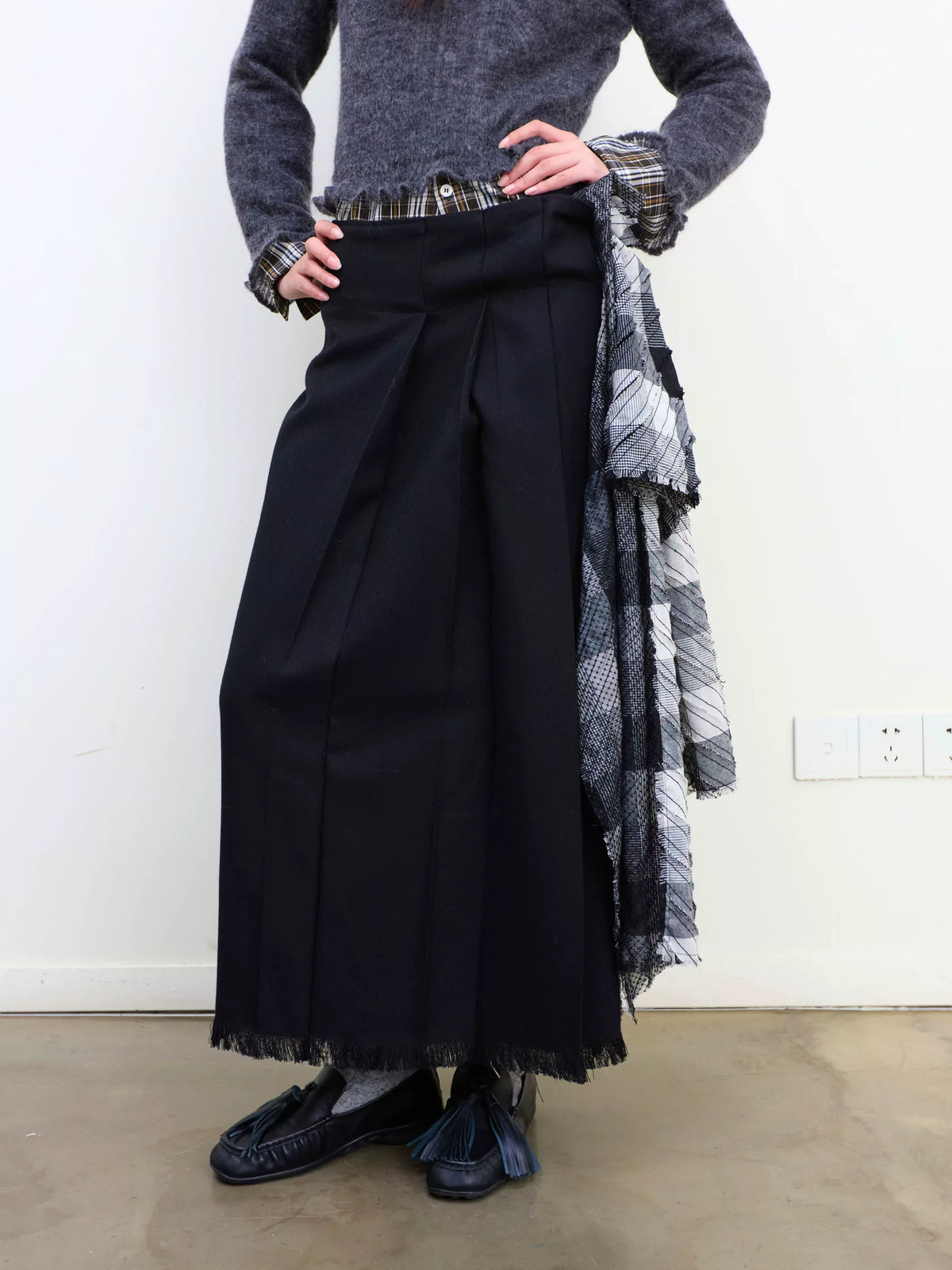 Plaid Tassel Long-line Skirt