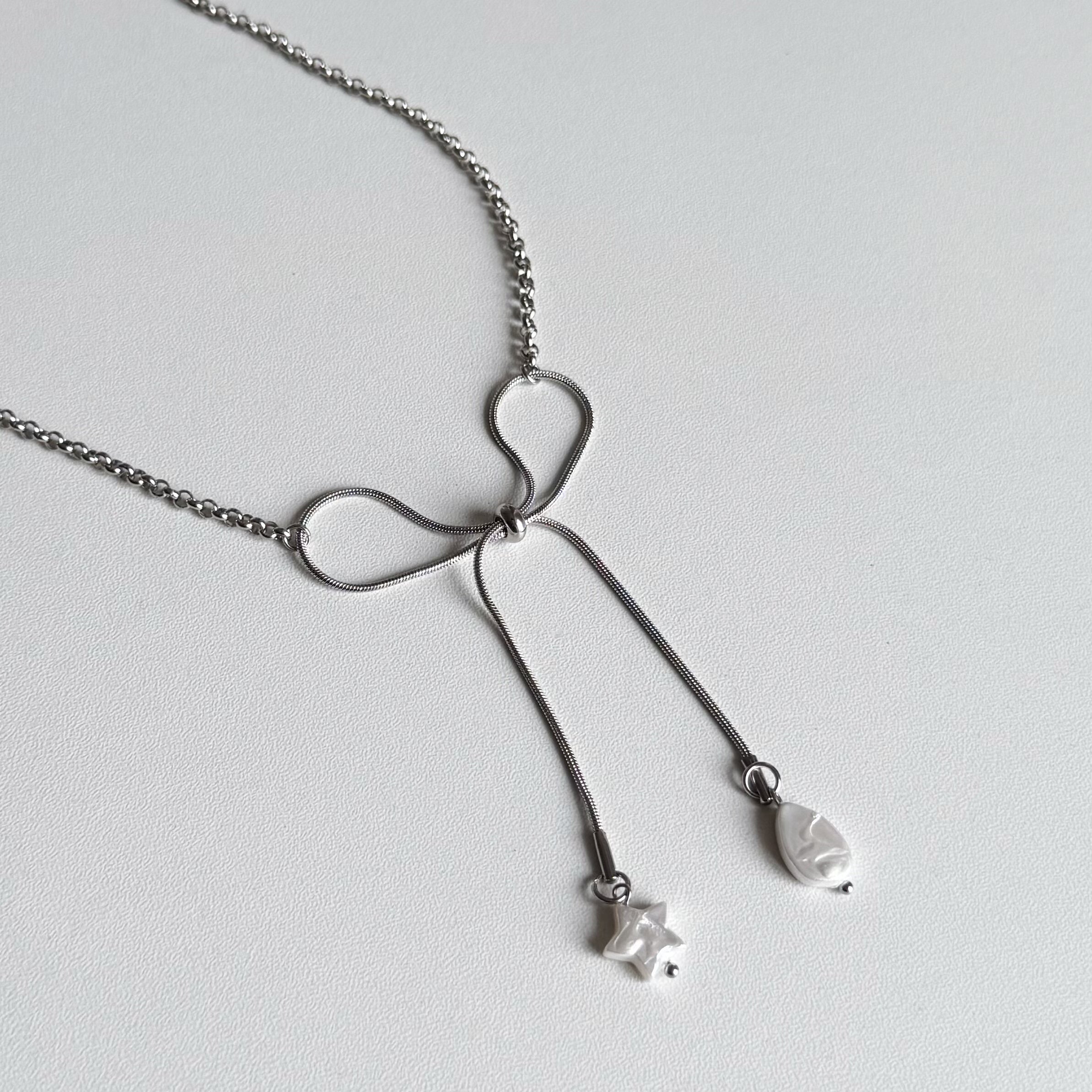RETRO SNAKE BONE NECKLACE