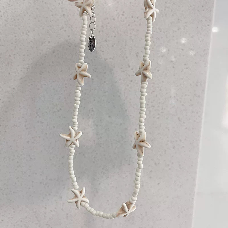 VINTAGE BEADED NECKLACE