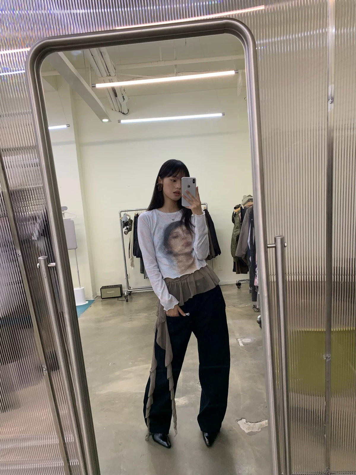 Veil Portrait Lettuce Hem Long-Sleeve