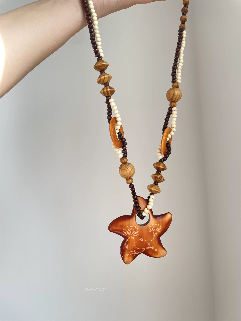 BOHEMIAN WOODEN STAR NECKLACE