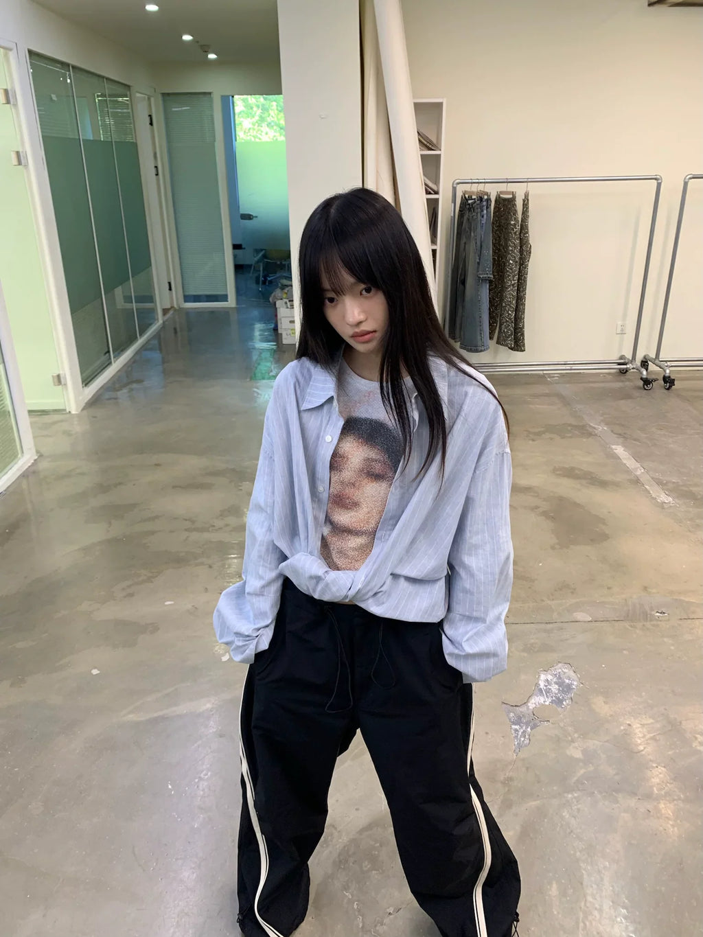 Veil Portrait Lettuce Hem Long-Sleeve