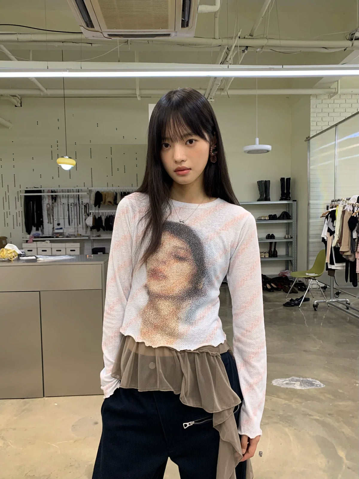 Veil Portrait Lettuce Hem Long-Sleeve