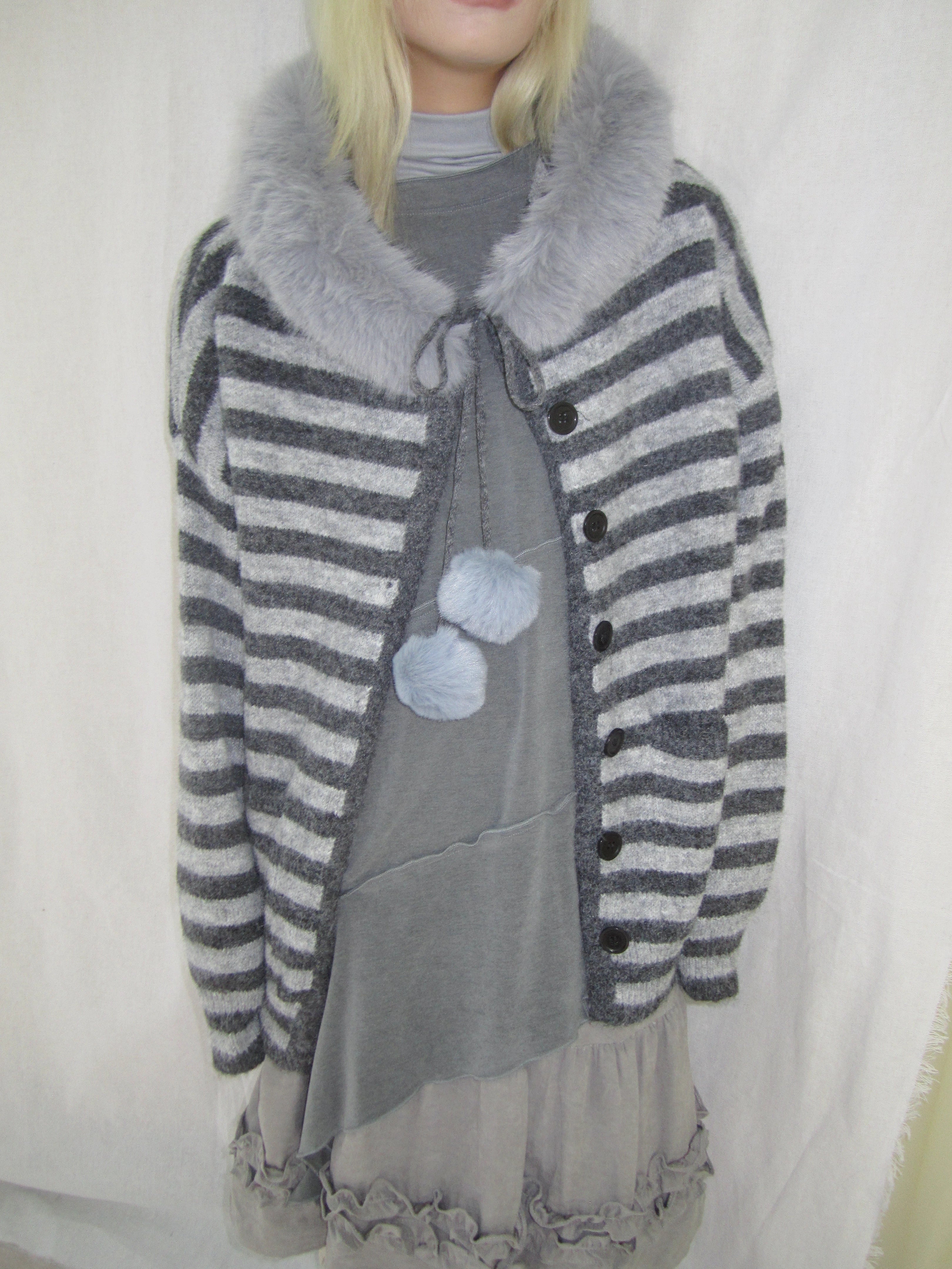 3months |  NICHE STRIPED CARDIGAN SWEATER【ID:TN00016】