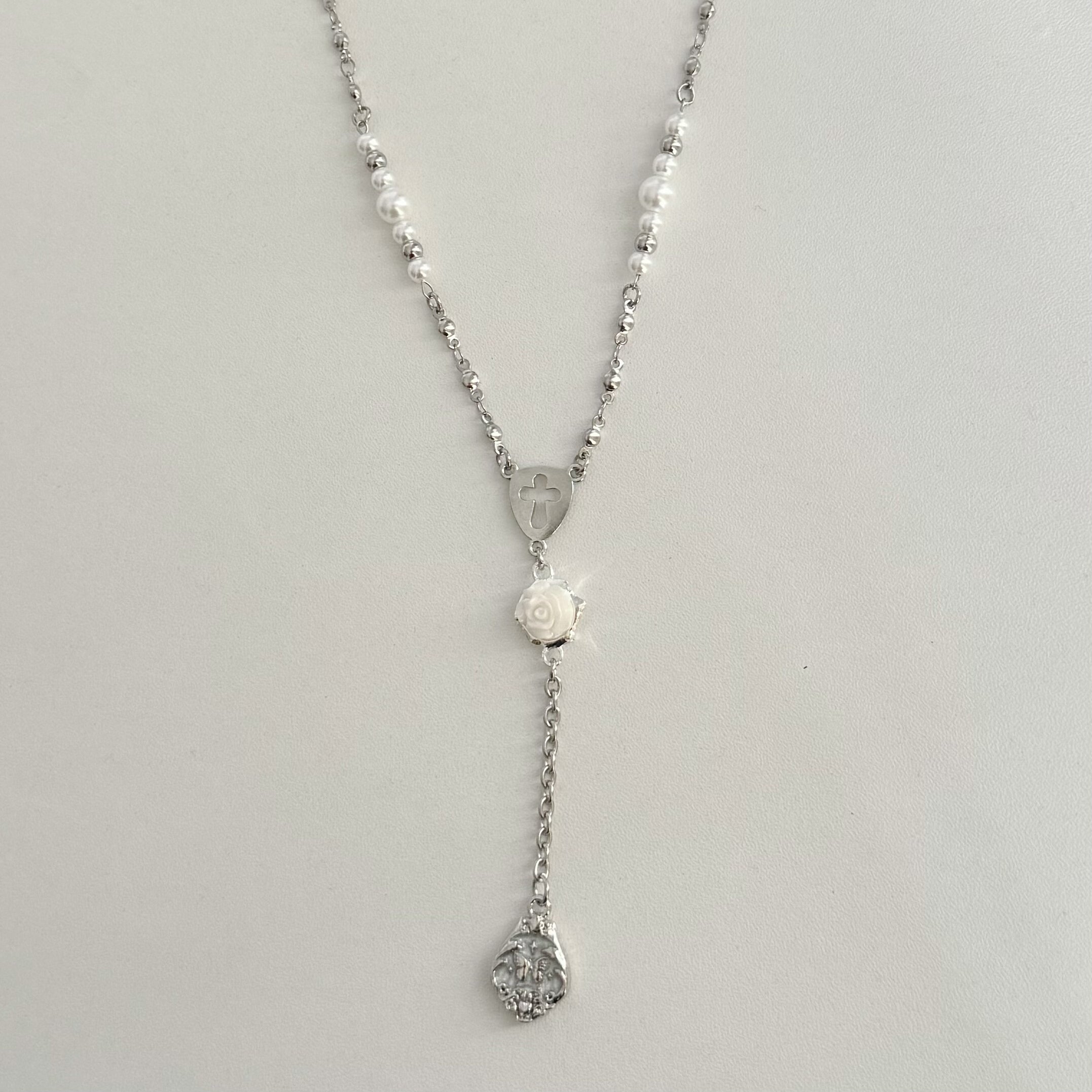 BAROQUE ROSE CROSS BEADED NECKLACE