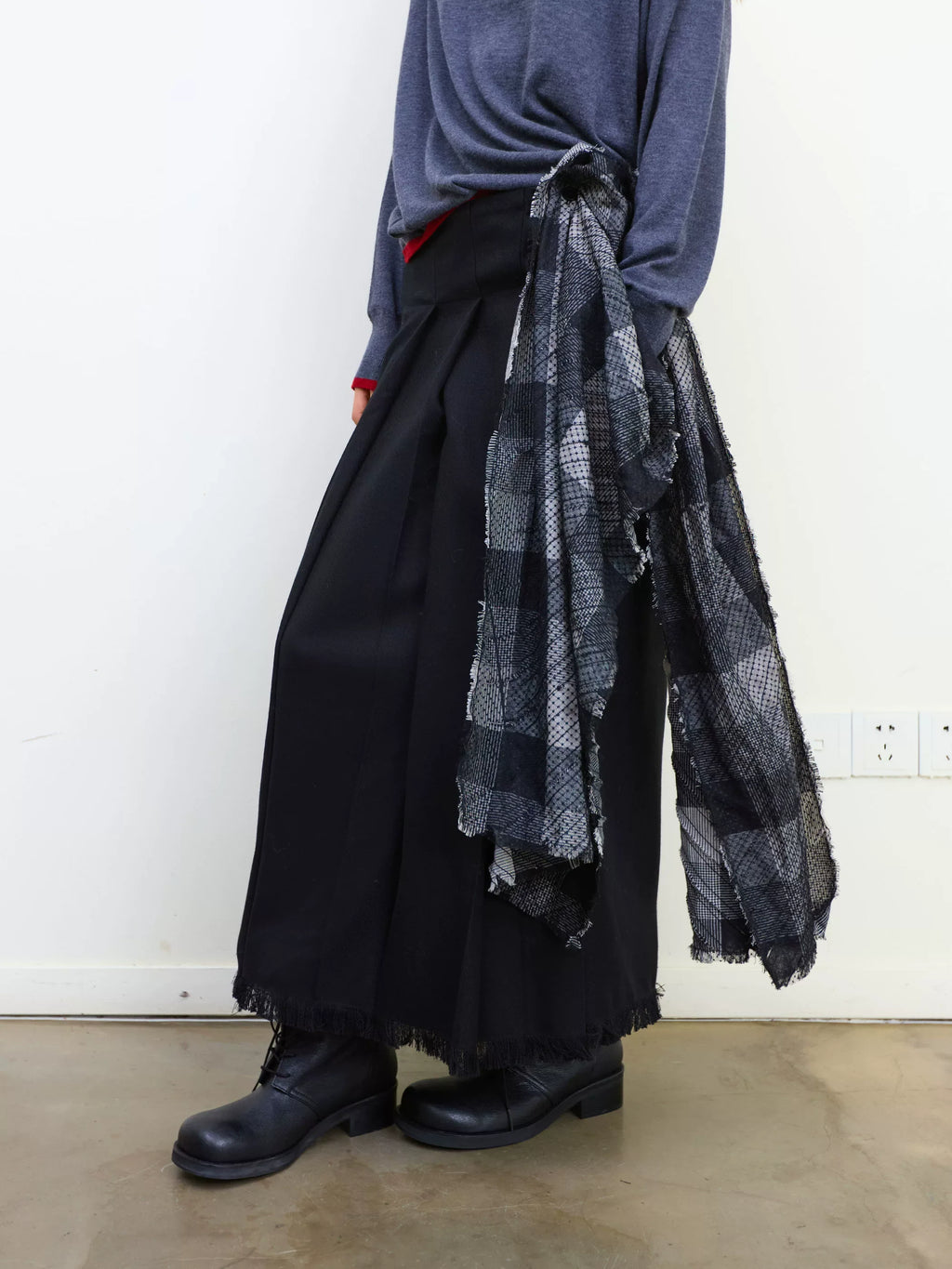 Plaid Tassel Long-line Skirt