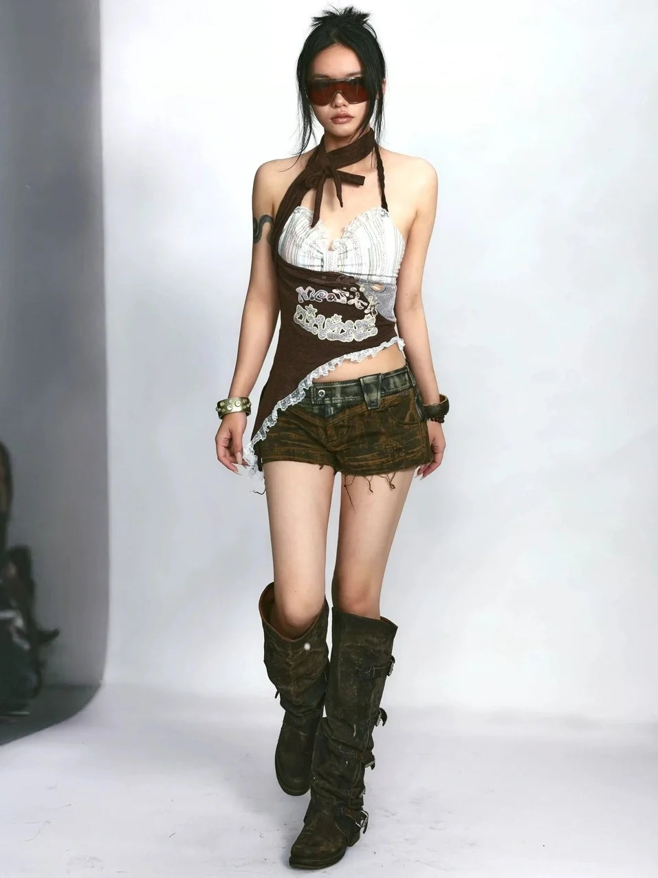 Trendy Halter Neck Letter Graphic Streetwear Women Original Design Tank Top