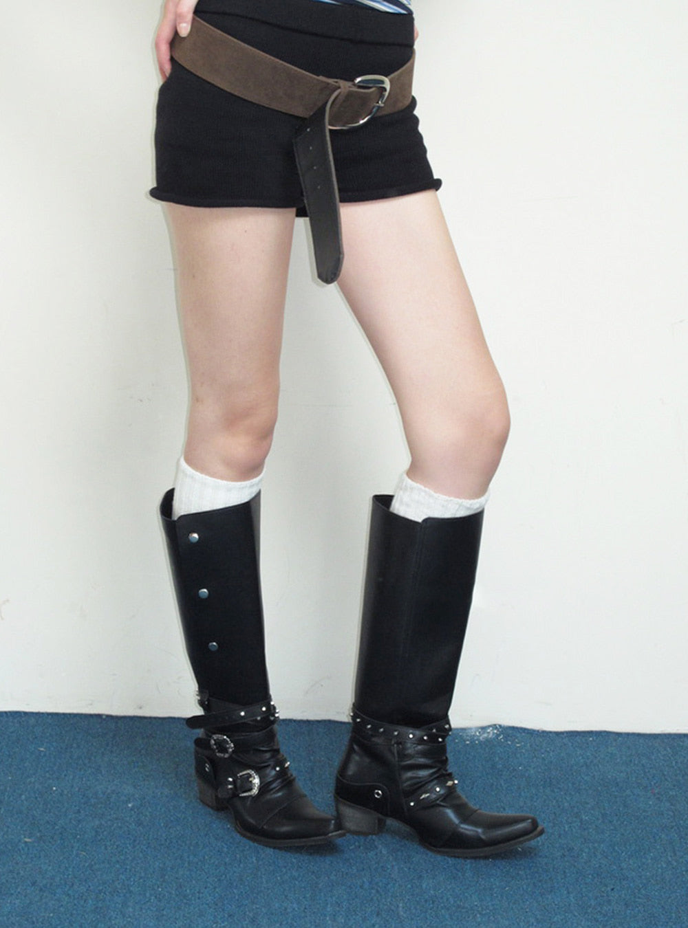 Wasteland Ruched Pointed Toe Boots (2color)