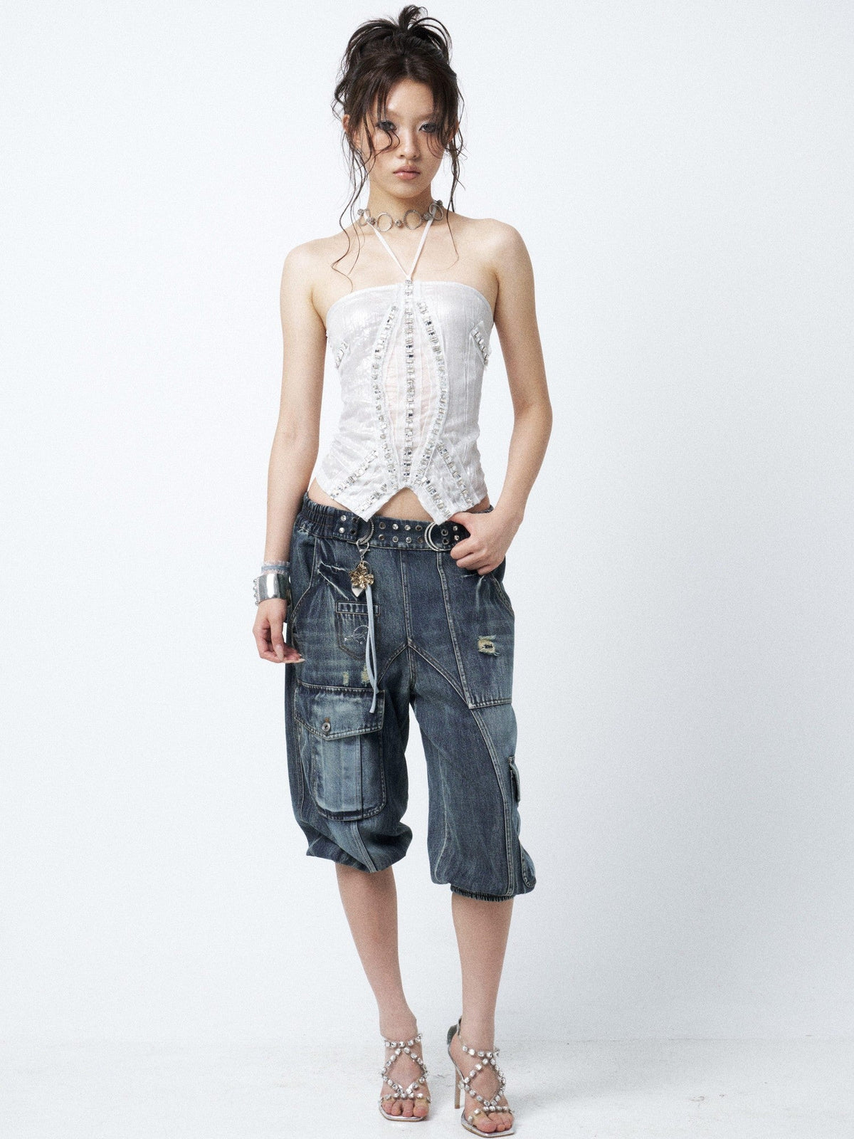 Waterwashed Distressed Rhinestone Women'S Denim Elastic Waist Capri Pants