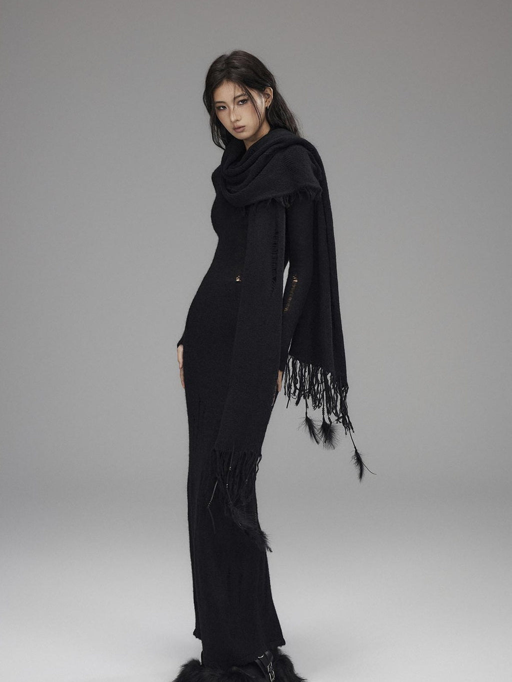 Waist Defining Wool Knit Tassel Casual Long Sleeve Round Neck Black Maxi Dresses