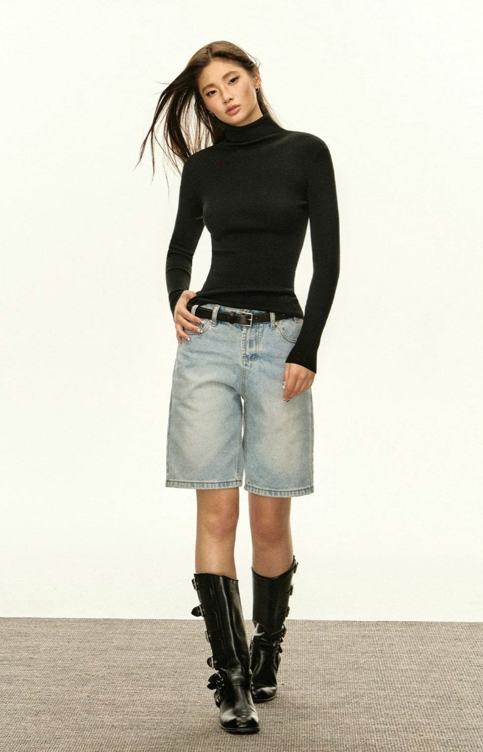 Fitted Turtleneck Ribbed Sweater