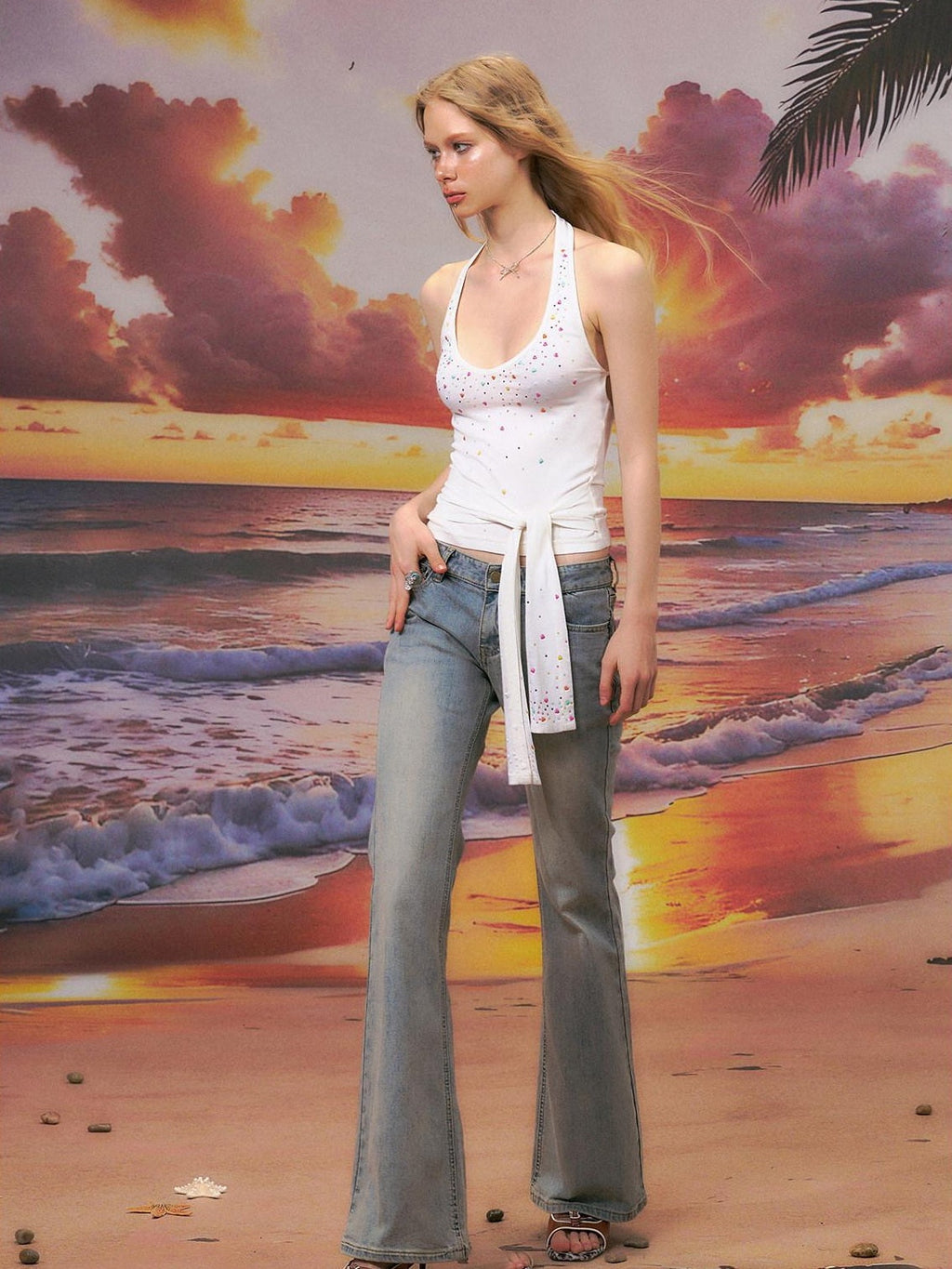 Durable Distressed Relaxed Low Rise Light Blue Denim Women Straight Leg Jeans