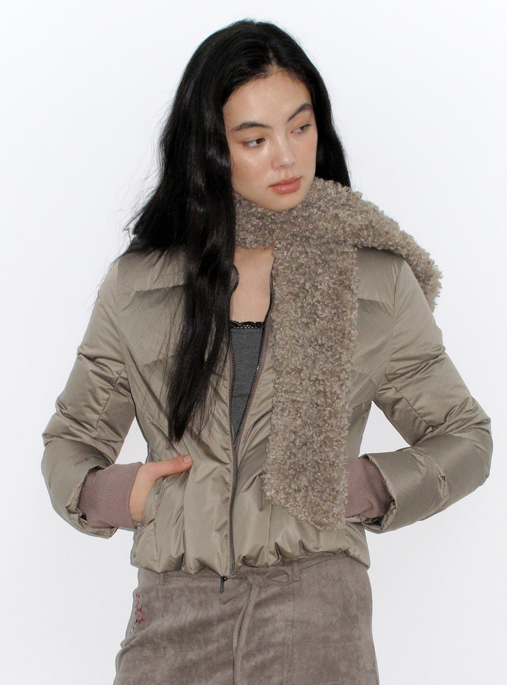 Chic White Cropped Duck Down Jacket