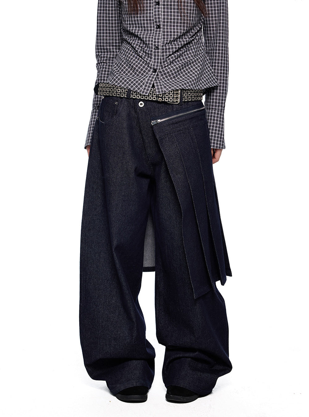 Detach Panel Raw Denim Pants