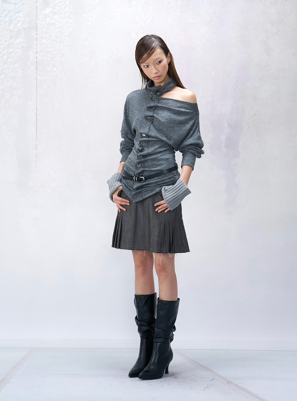 Reversible Ruffle Button Off Shoulder Top (2color)
