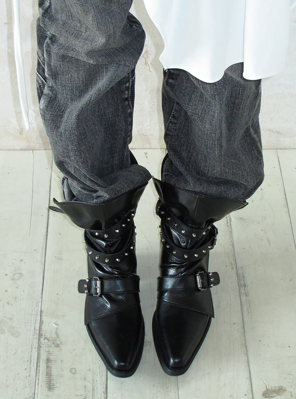 Edgy Pointed Chunky Heel Riding Boots