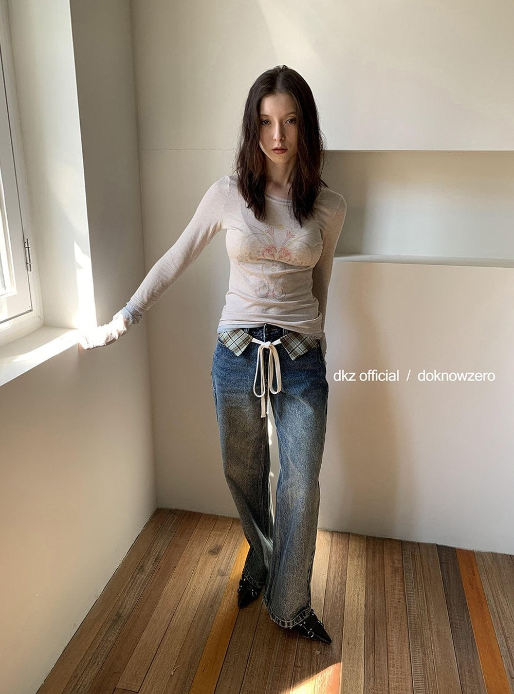 Plaid Accent Straight Denim Pants