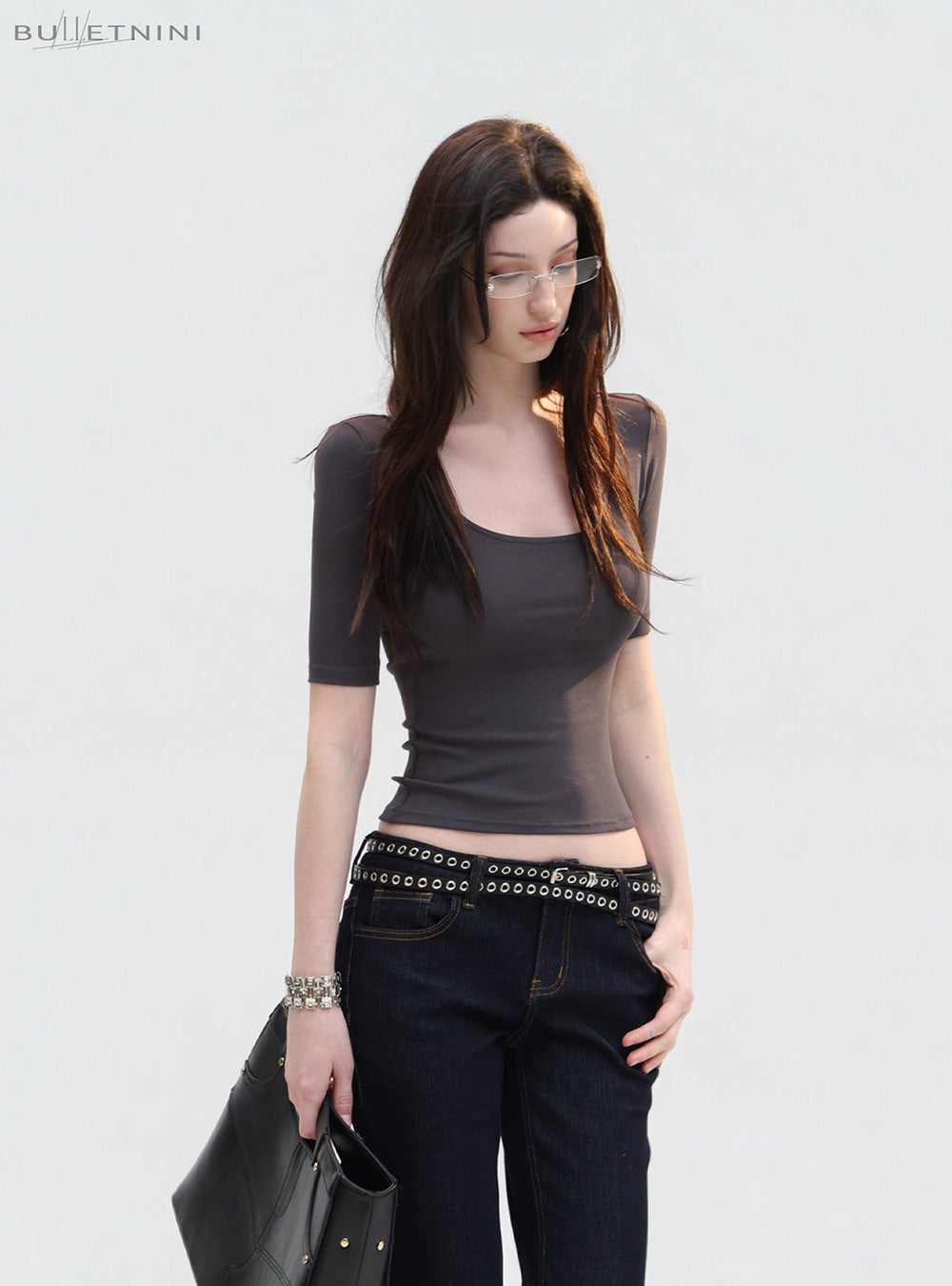 Deep Scoop Half Sleeve Top (2color)