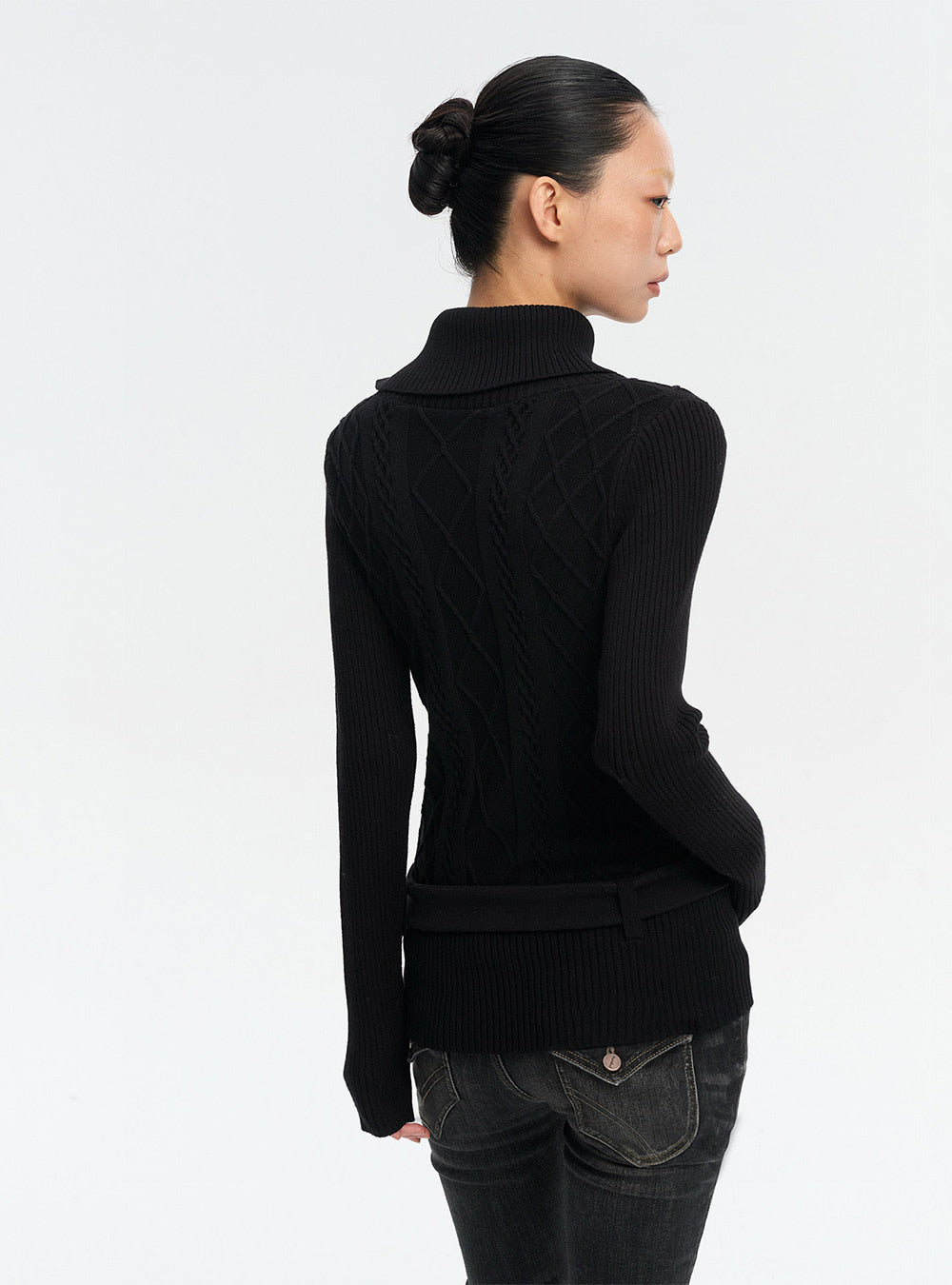 Solid Highneck Slim Knit Base Top
